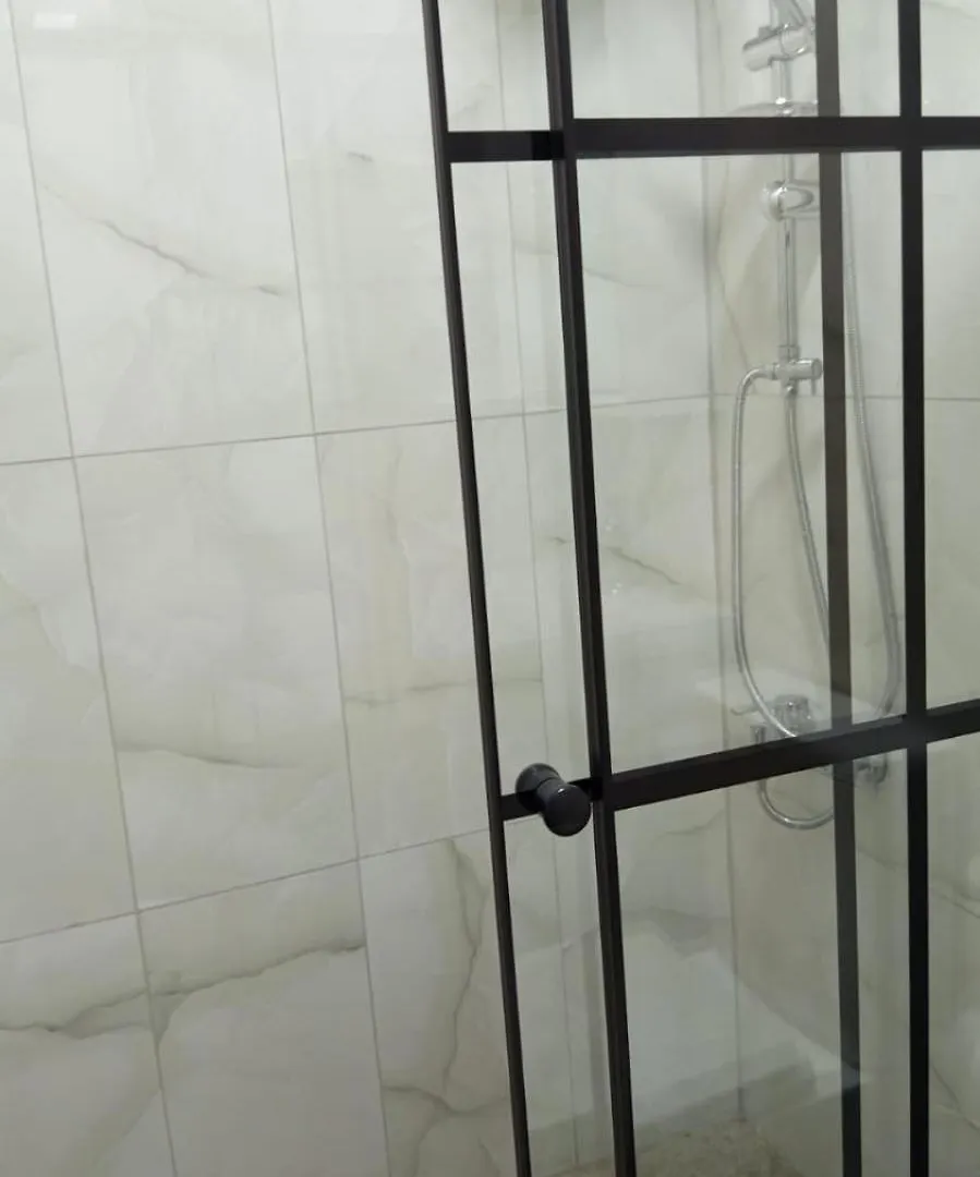 Zelle Airport Boutique Hotel Tayakadin