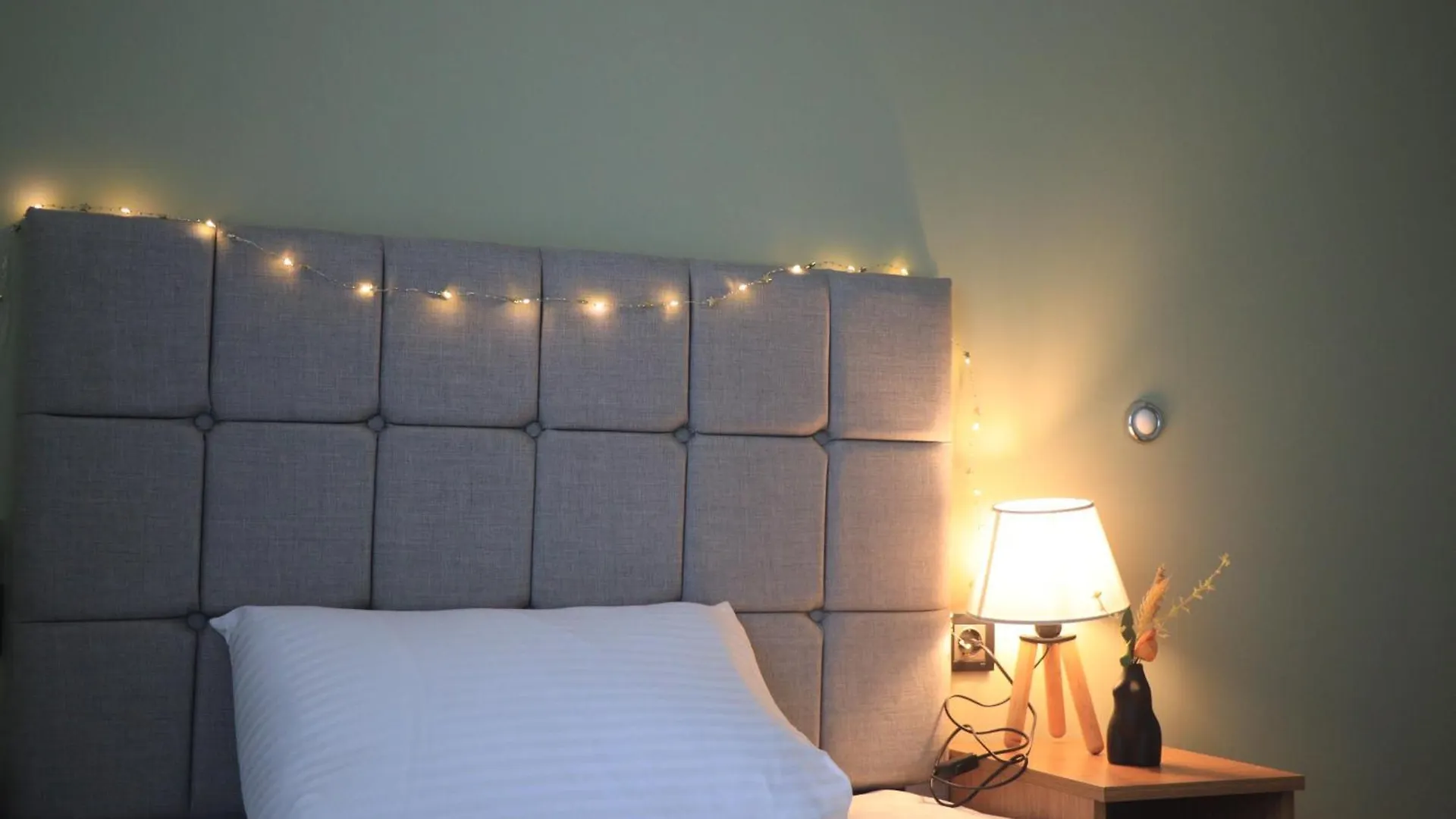 Zelle Airport Boutique Hotel Tayakadin Bed & Breakfast